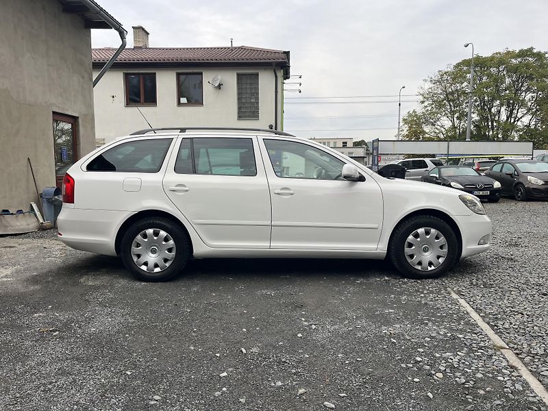 Škoda Octavia (2009) 1,4 TSi 90 Kw DSG ELEGANCE - fotka 4 z 14