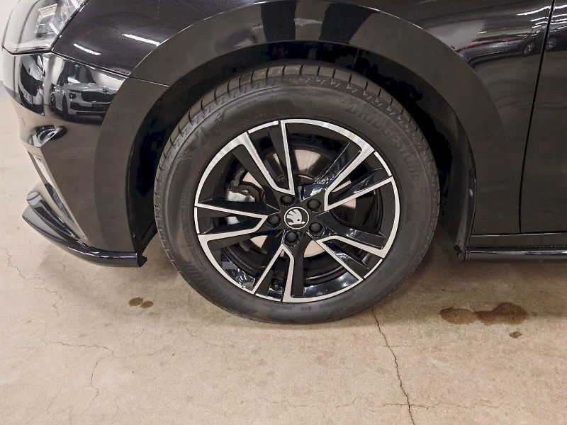 Škoda Fabia (2025) 1.0 TSI 85 kW DSG Monte Carlo - fotka 29 z 29