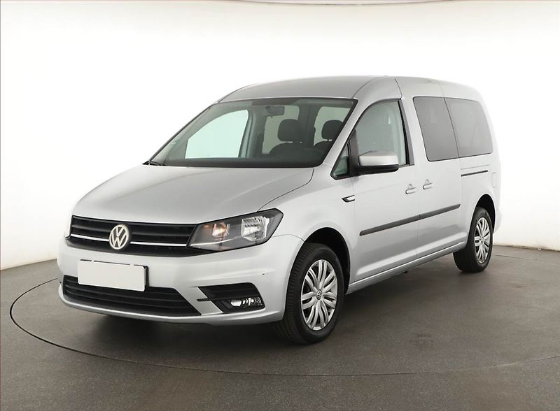 Volkswagen Caddy (2018) Maxi 2.0 TDI, 7Míst, ČR, 1Maj - fotka 2 z 14