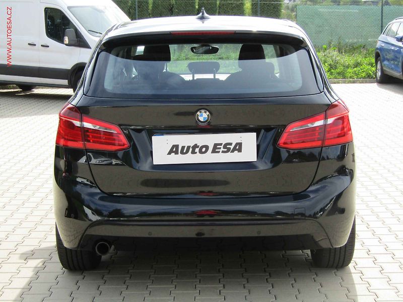 BMW Řada 2 (2015) 2.0D, 1.maj, autoAC - fotka 5 z 18