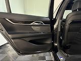 BMW Řada 7 BMW 740d xDrive M-Paket CZ - náhled 24