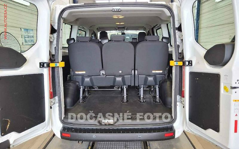Ford Transit Custom (2021) 2.0TDCi 8míst, Trend, navi - fotka 8 z 9