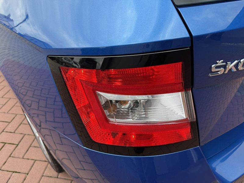 Škoda Fabia (2016) 1.2TSi Digi Klima Tažné Zař. - fotka 42 z 50
