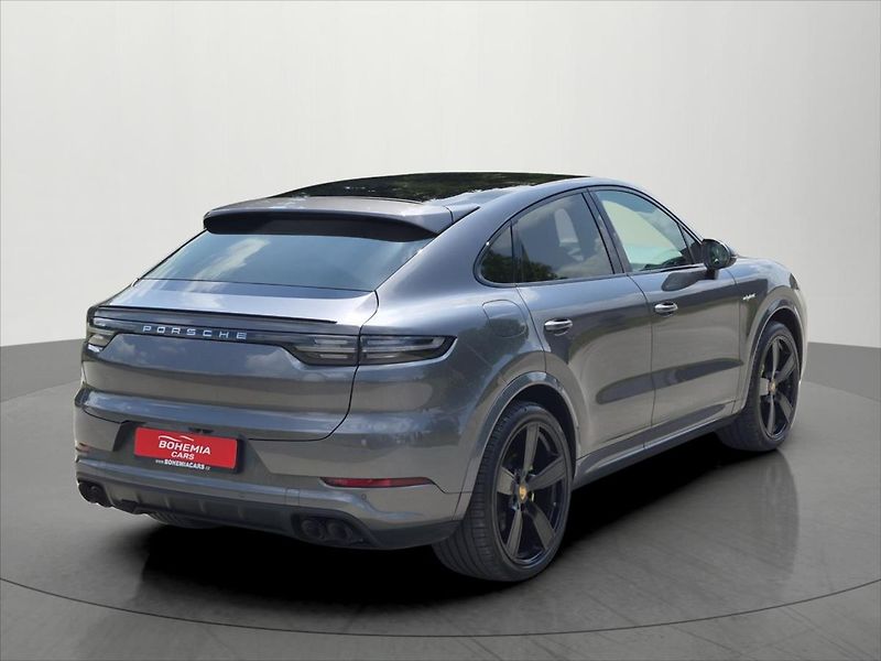 Porsche Cayenne 3,0 E-Hybrid 250Kw DPH coupe - fotka 7 z 29