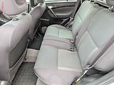 Toyota RAV4 (2004) 2.0 VVT-i 4WD, ČR, AC, TZ - náhled 10