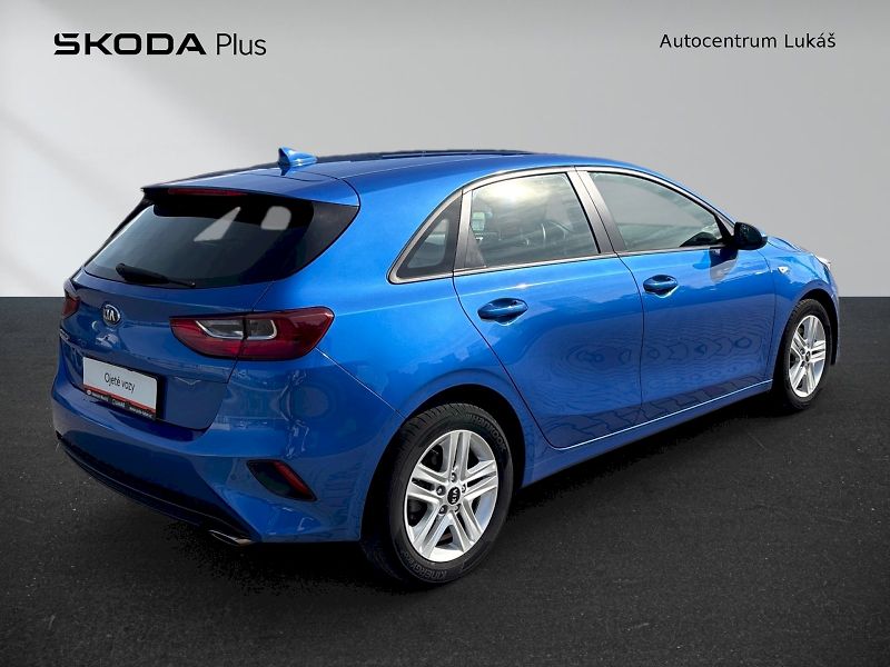Kia Ceed (2021) - fotka 2 z 27