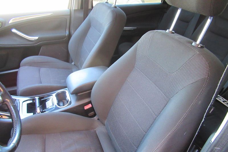 Ford Galaxy 2.2 TDCi AUT. KLIMA TAŽNÉ - fotka 14 z 19