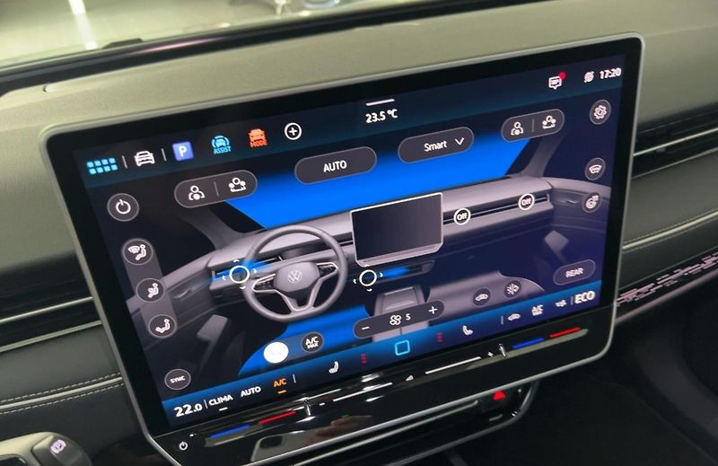 Volkswagen ID.7 Pro 210kW HuD 360 Taž Tep.čerp - fotka 8 z 10