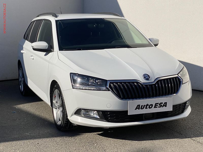 Škoda Fabia (2022) 1.0 TSi, ČR, Ambition, DSG - fotka 1 z 18