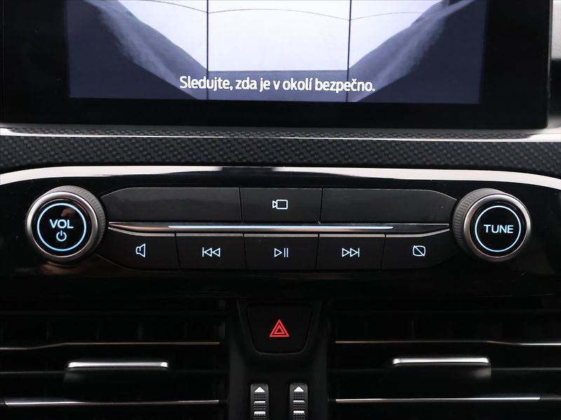 Ford Kuga 2,5 DT 112kW Hybrid CZ LED 4X4 - fotka 22 z 31
