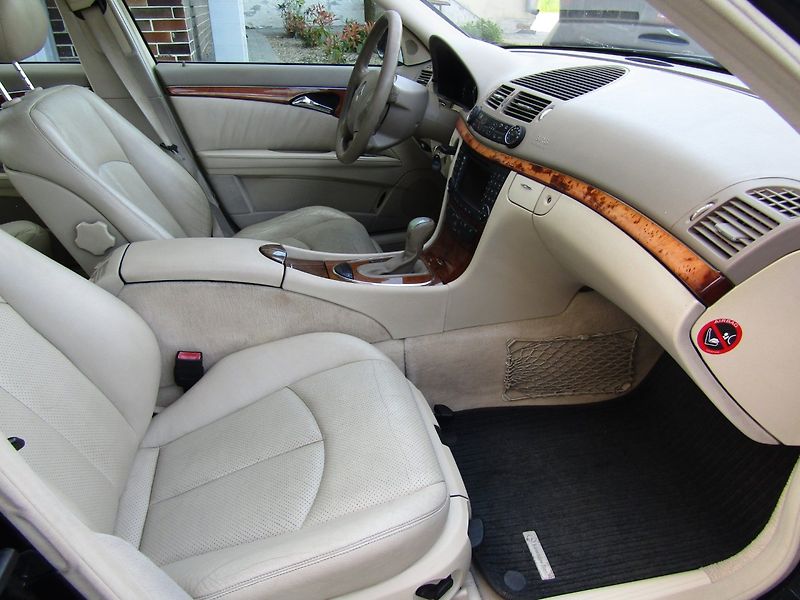 Mercedes-Benz Třídy E (2005) E 320 165kW AUTOMAT BEZ MĚCHŮ - fotka 27 z 35