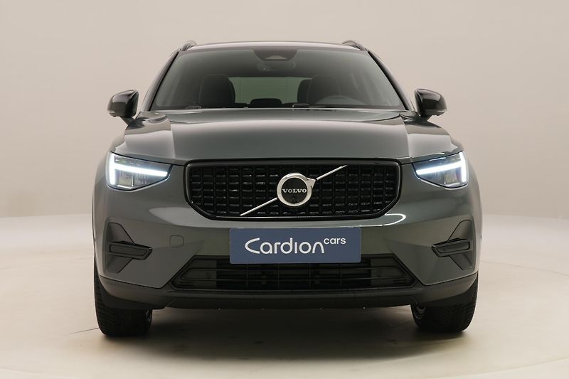 Volvo XC40 (2026) B3 AUT DARK ULTRA  - fotka 15 z 64