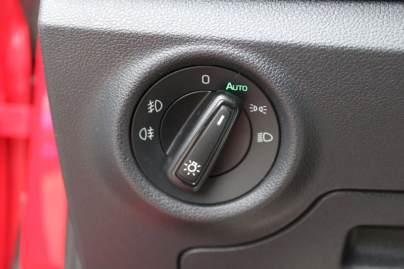 Škoda Kamiq (2024) Fresh 1.0TSI / 81kW 7°DSG - fotka 12 z 24