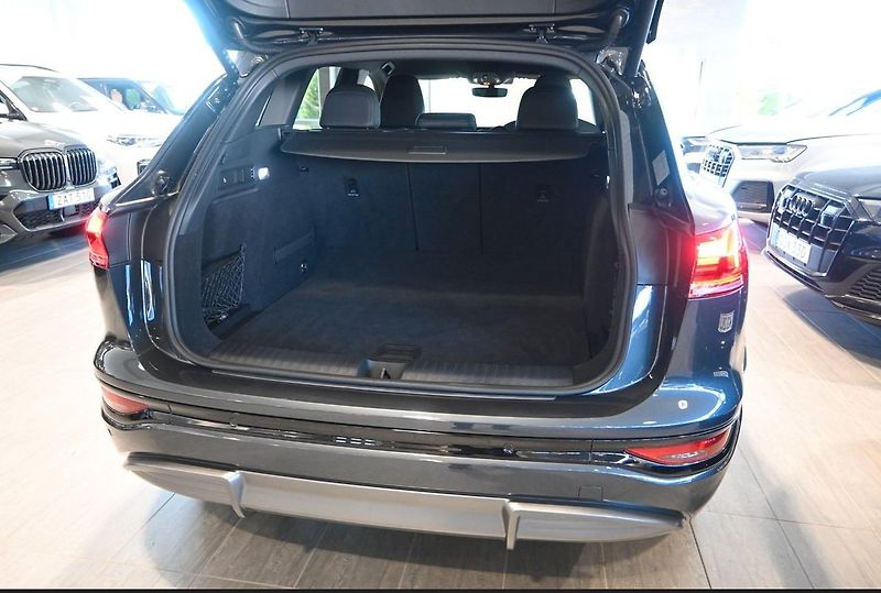 Audi Q6 e-tron S Line 83kWh 360kam - fotka 15 z 25