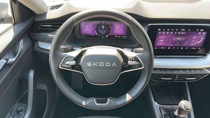 Škoda Octavia Combi Selection 1,5TSI 85kW MT - fotka 8 z 28