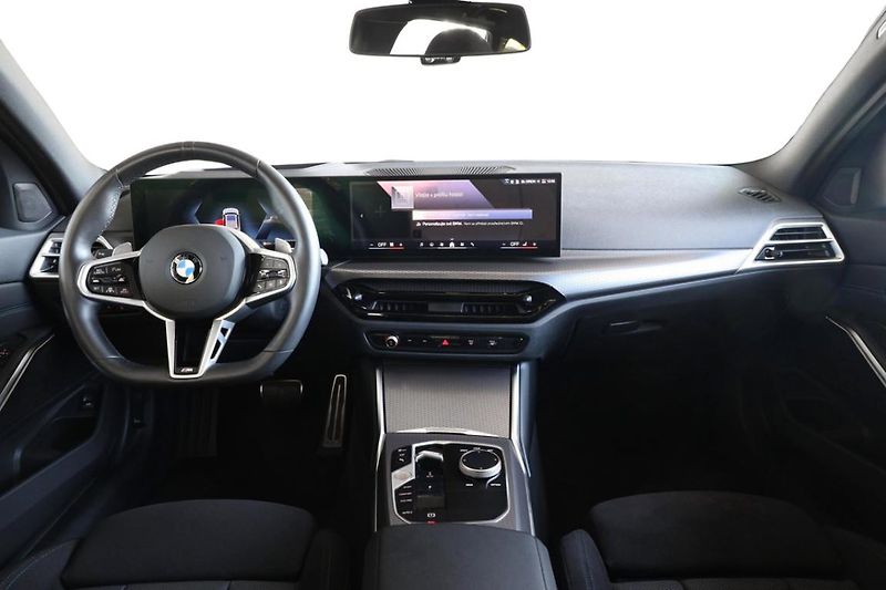 BMW Řada 3 330d xDrive Touring - fotka 5 z 25