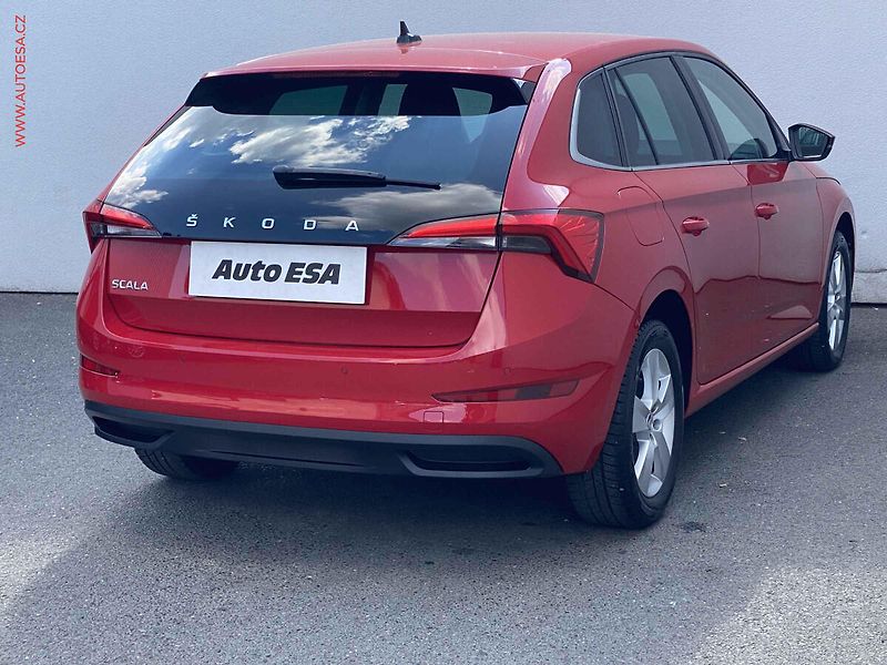 Škoda Scala (2023) 1.5 TSi, 1.maj,ČR, Style - fotka 4 z 19