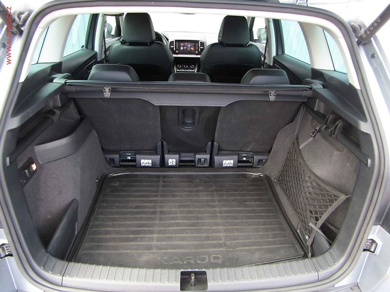 Škoda Karoq (2018) 1.0 TSi, 1.maj,ČR, Style - fotka 7 z 22