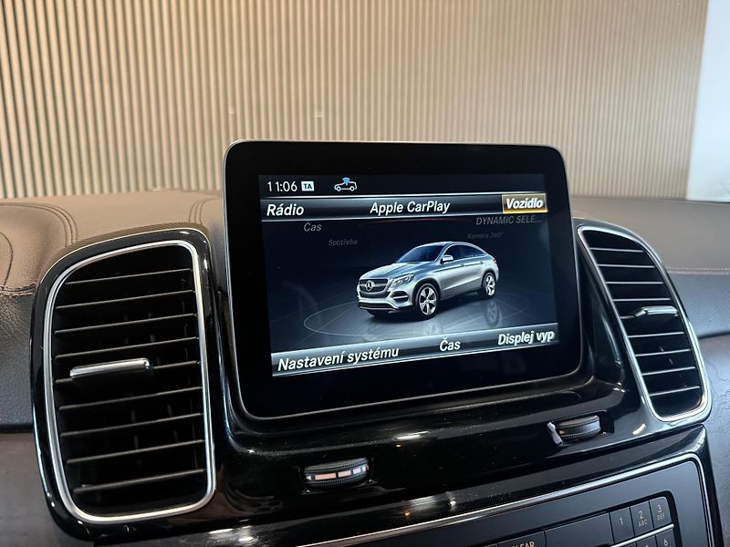 Mercedes-Benz GLE 43 AMG Coupé Tažné LED CarPlay - fotka 31 z 33