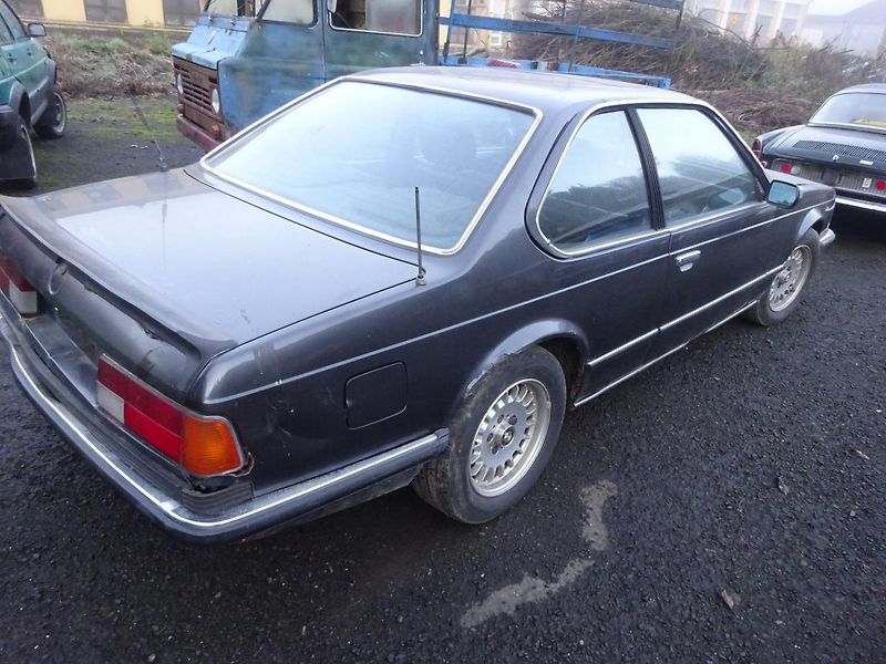 BMW Řada 6 (1984) 635 csi - fotka 7 z 15
