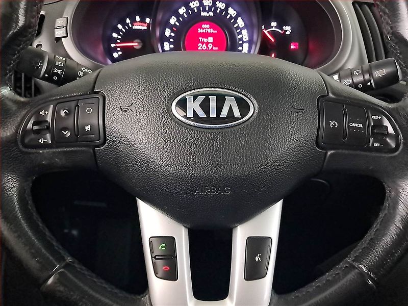 Kia Sportage (2013) 1.7 CRDi, nová STK, dobrý stav - fotka 19 z 22