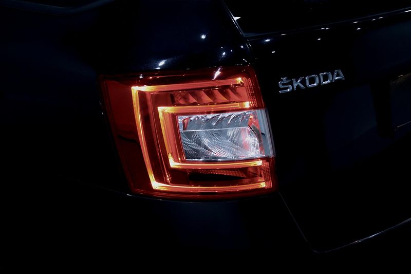 Škoda Octavia 3 Combi 1.4 TSI 110kW DSG - fotka 9 z 27