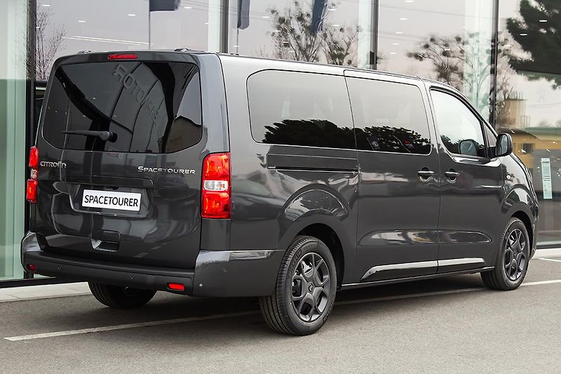 Citroën SpaceTourer 2,2 FEEL XL 180k+KLIMA+KAMERA - fotka 5 z 13