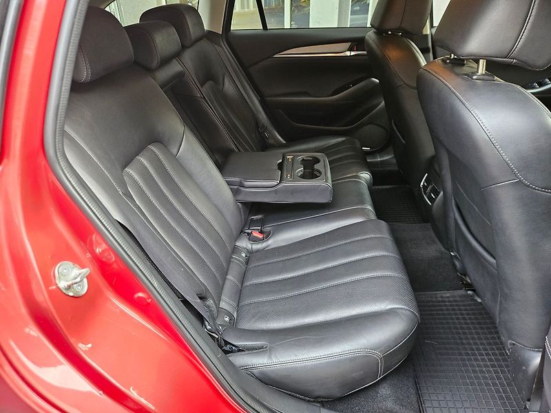 Mazda 6 2,5i SKYACTIV-G,Revolution Top - fotka 31 z 35