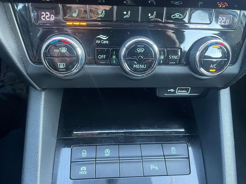 Škoda Octavia (2019) SCOUT 2,0 TDi 135 Kw DSG 4X4 - fotka 14 z 18