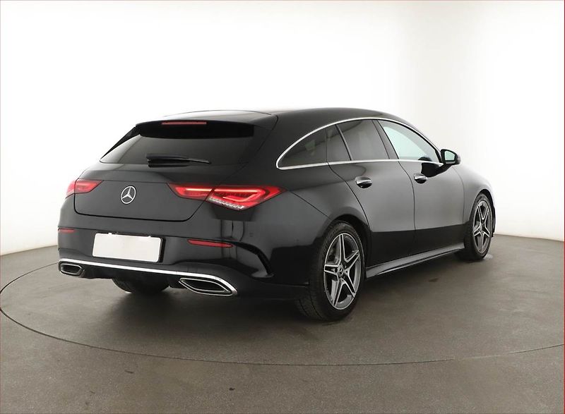 Mercedes-Benz CLA (2021) 200 - fotka 5 z 21