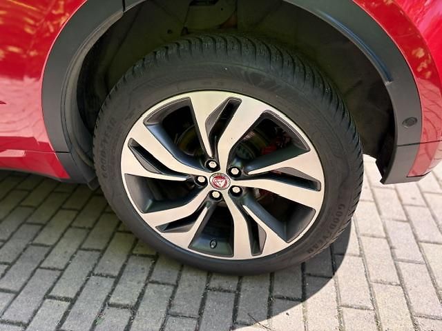 Jaguar E-Pace (2021) D200 AWD Dynamic - fotka 14 z 14