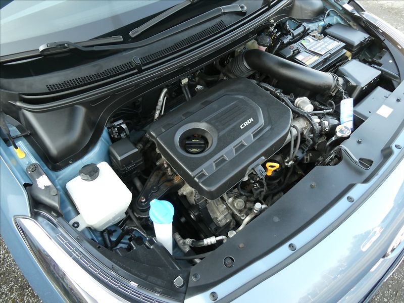 Hyundai i20 1,1 CRDi 1.majitel, webasto - fotka 36 z 43