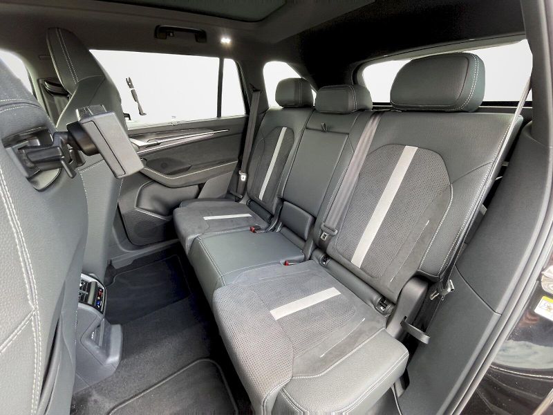 Škoda Kodiaq (2025) Sportline 2.0 TDI 142 kW DSG 4 - fotka 26 z 35