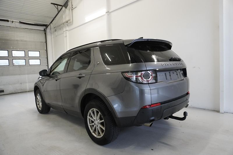 Land Rover Discovery Sport 2.0 110 kW 4WD AUTOMAT - fotka 7 z 28