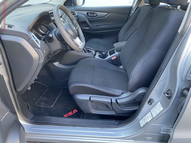 Nissan Qashqai (2017) 1.5dCi, Visia, TZ - fotka 9 z 15