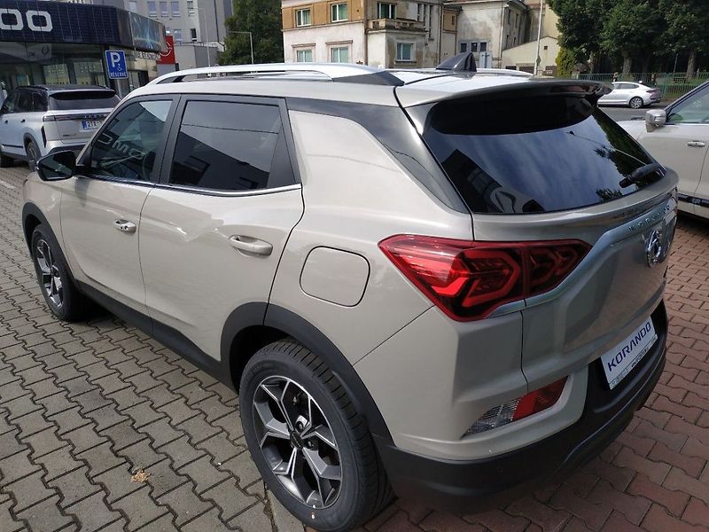 KGM Korando 1.5T, SMART,2WD, MT, SKLADEM - fotka 6 z 25