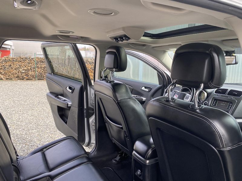 Fiat Freemont 2.0MJET 140PS 7MÍST KŮŽE MAN!! - fotka 128 z 166