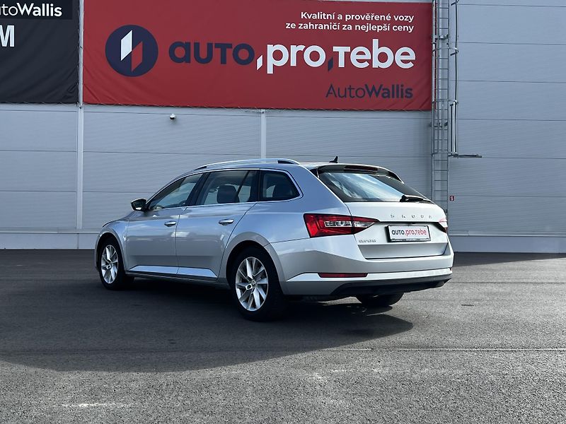 Škoda Superb 1.5TSI DSG Business 1.Maj DPH - fotka 5 z 25