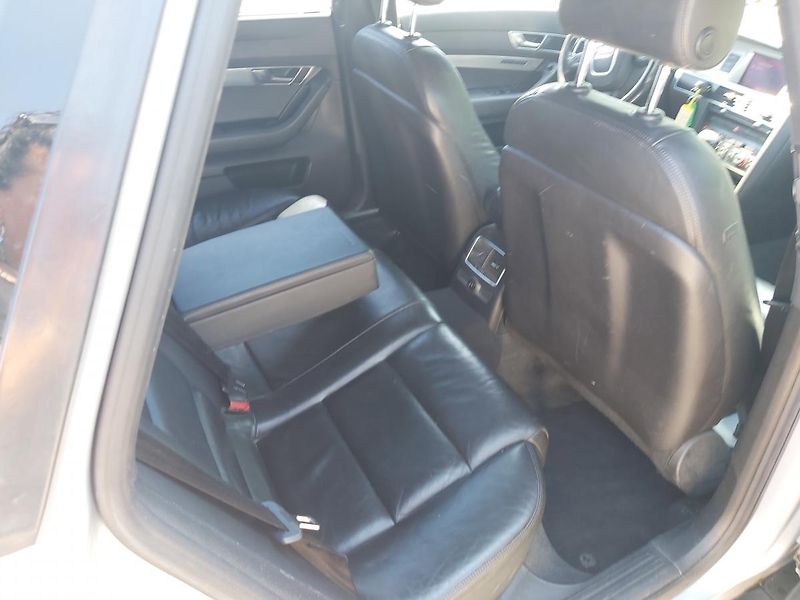 Audi A6 (2005) 3,2 Avant Quatro - fotka 20 z 36