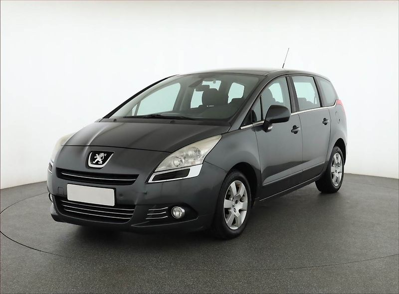 Peugeot 5008 (2011) 2.0 HDI, Serv.kniha, po STK - fotka 2 z 13