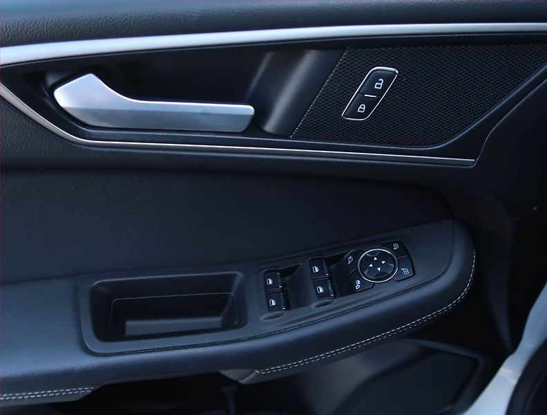 Ford Galaxy (2022) 2.0 EcoBlue - fotka 23 z 23