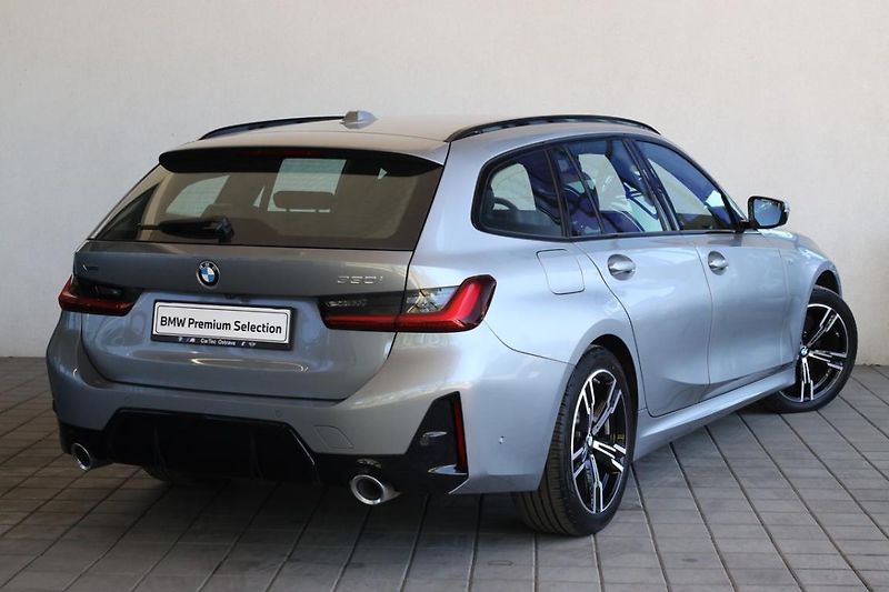 BMW Řada 3 330i xDrive Touring - fotka 3 z 22