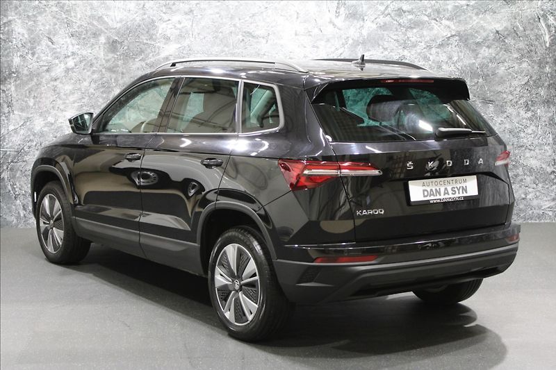Škoda Karoq 2,0 TDI DSG style 1.maj, CZ - fotka 3 z 33