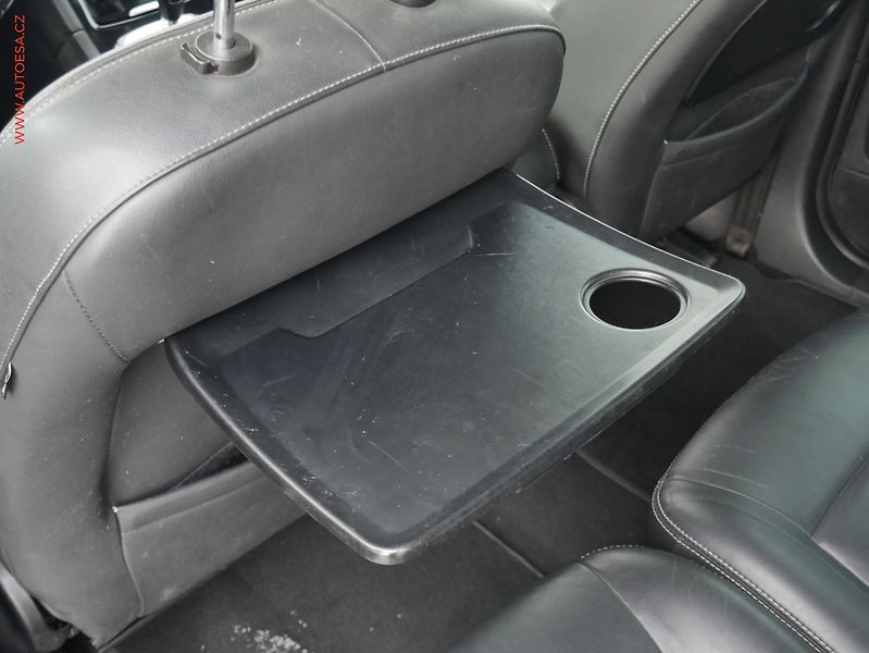Ford Galaxy (2010) 2.0 TDCi, AT, xenon, kůže - fotka 23 z 24