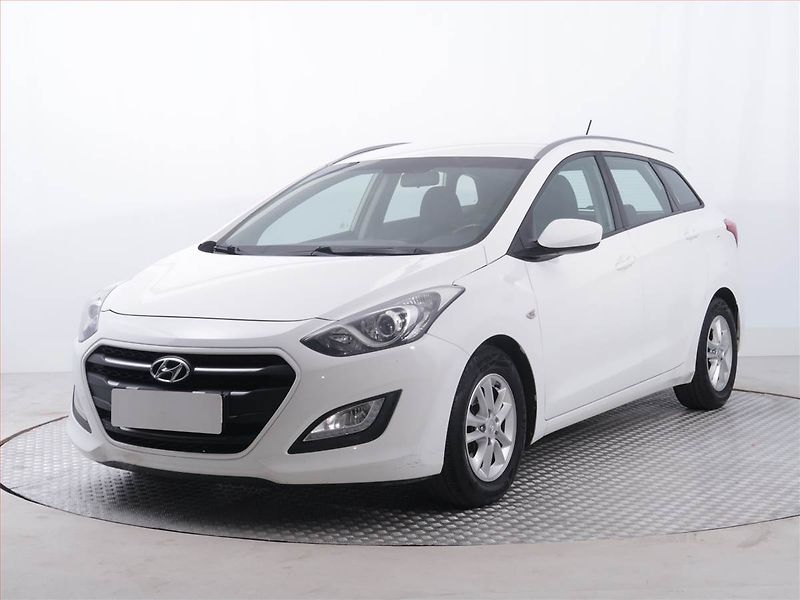 Hyundai i30 (2017) 1.6 GDI, ČR,1.maj, Serv.kniha - fotka 2 z 18