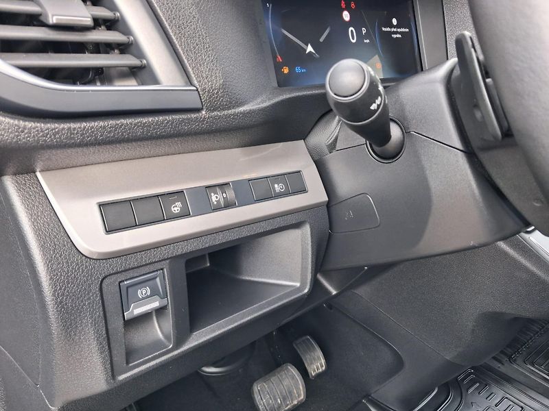 Toyota ProAce Verso 2,0 D-4D 8AT L2 Family Webasto - fotka 14 z 26