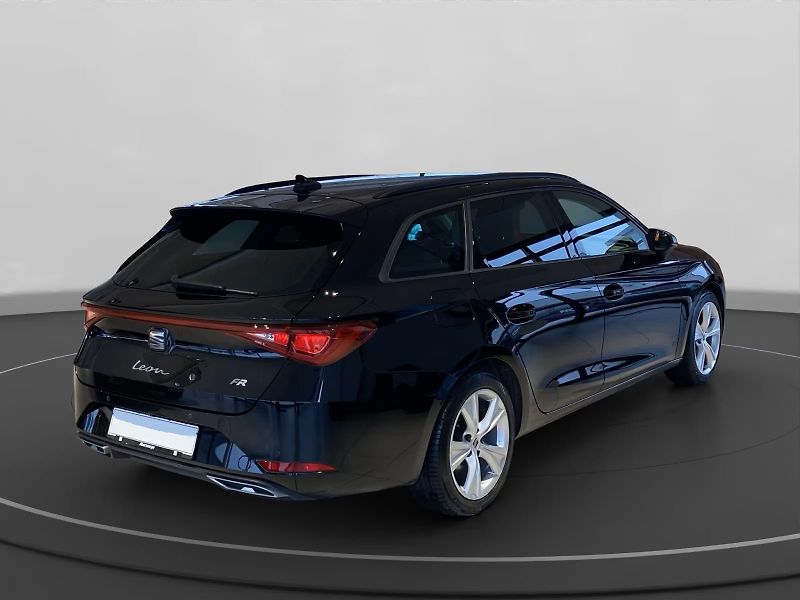 Seat Leon 2.0TDI DSG FR-Line Matrix DPH - fotka 2 z 4