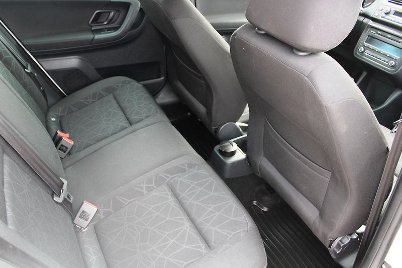Škoda Fabia (2011) 1,2TSI KLIMA EL.OKNA TEMPOMAT  - fotka 11 z 20