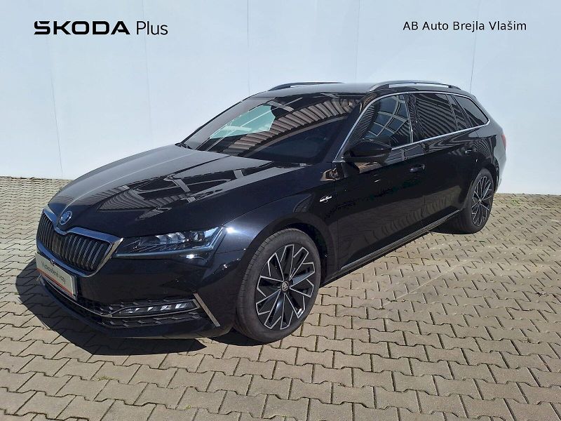 Škoda Superb (2023) COMBI / 2.0TDI / 140 kW / 7DSG - fotka 1 z 31