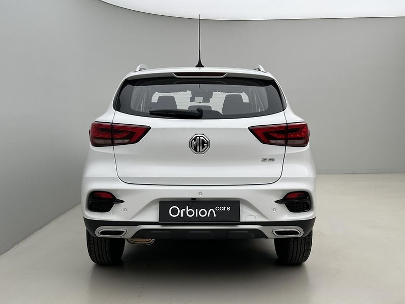 MG ZS 1.5 ESSENTIAL PLUS CZ 1.maj. - fotka 11 z 40